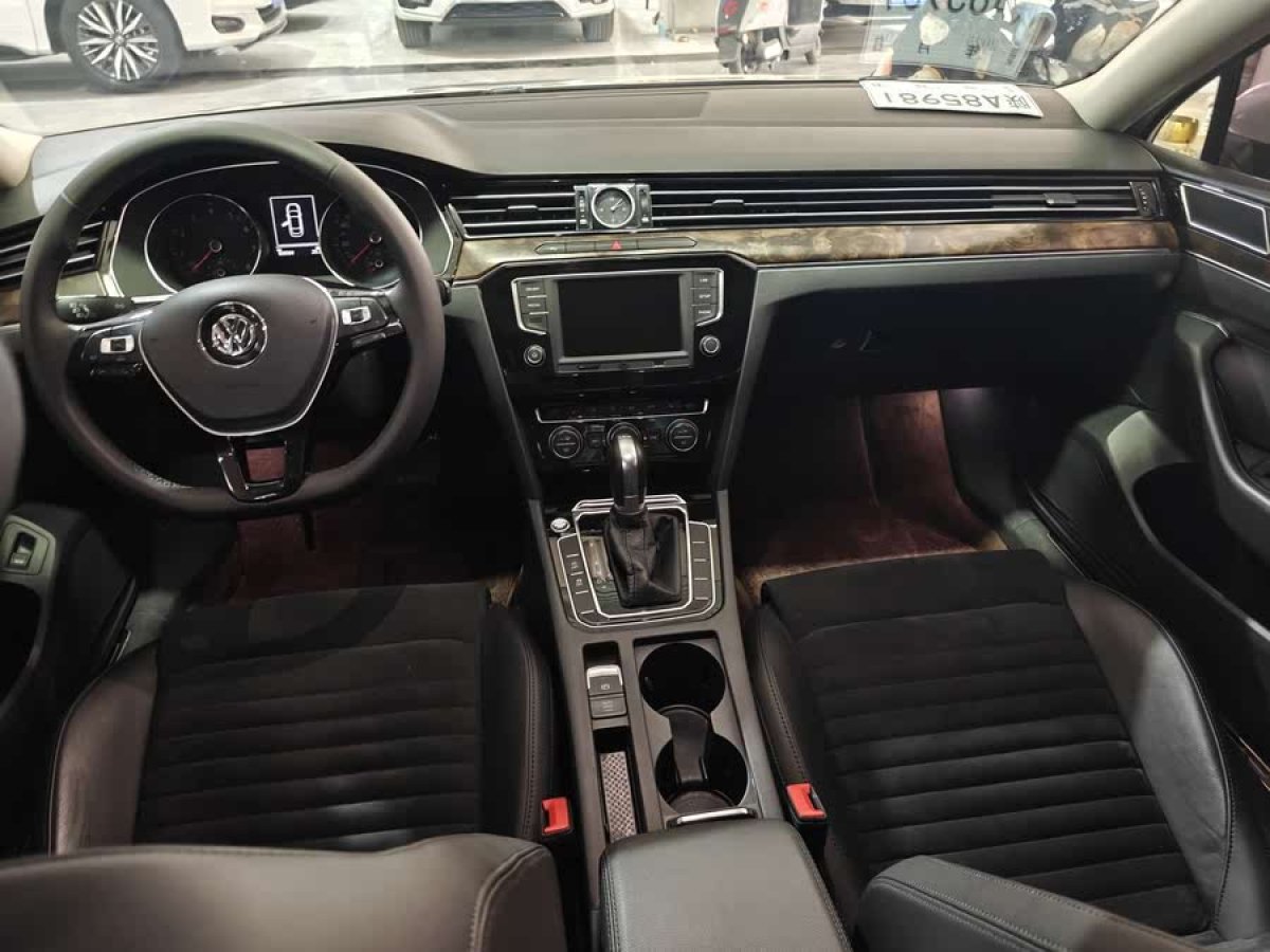 大眾 邁騰  2017款 330TSI DSG 豪華型圖片