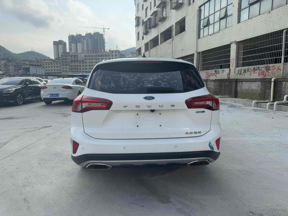 福特 ?？怂? 2021款 獵裝版 EcoBoost 180 自動(dòng)獵潮型圖片