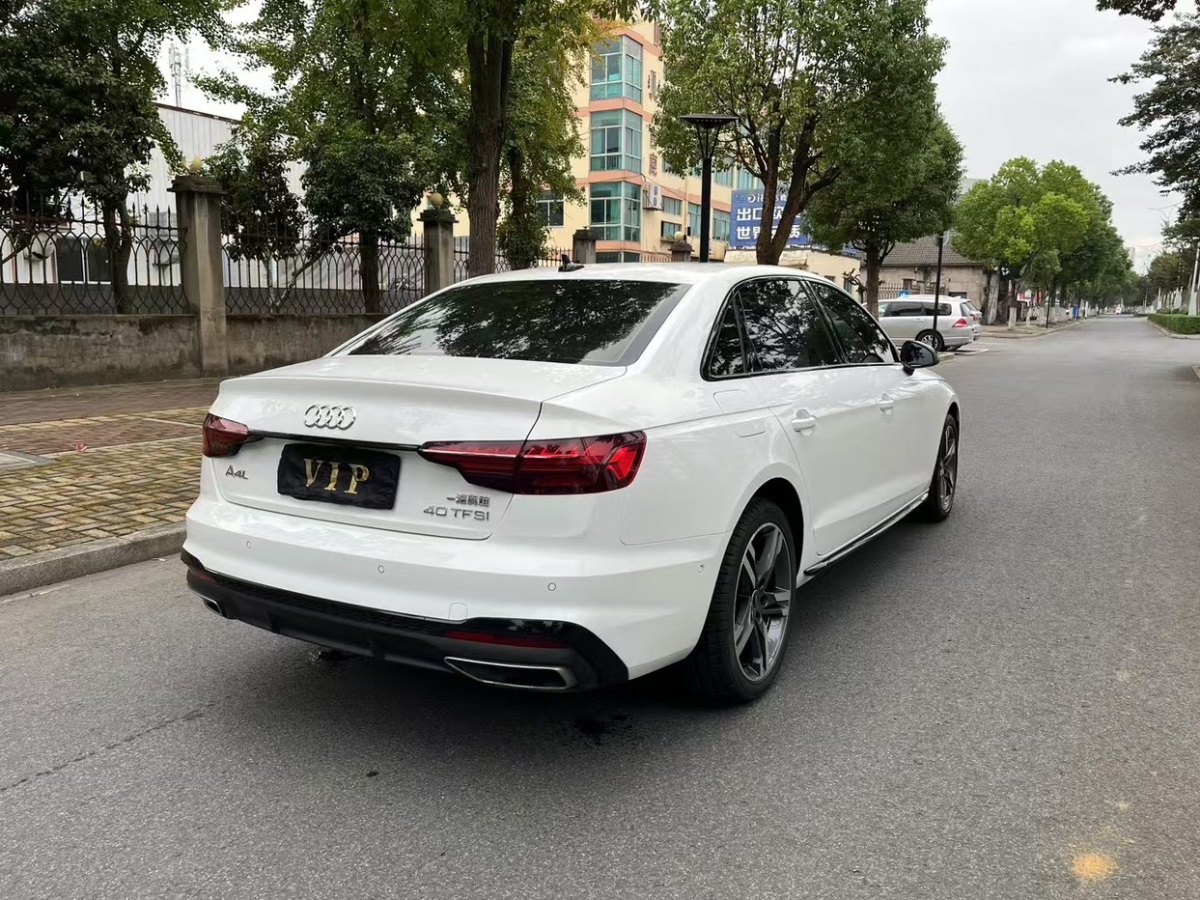 2023年03月奧迪 奧迪A4L  2022款 40 TFSI 豪華動感型