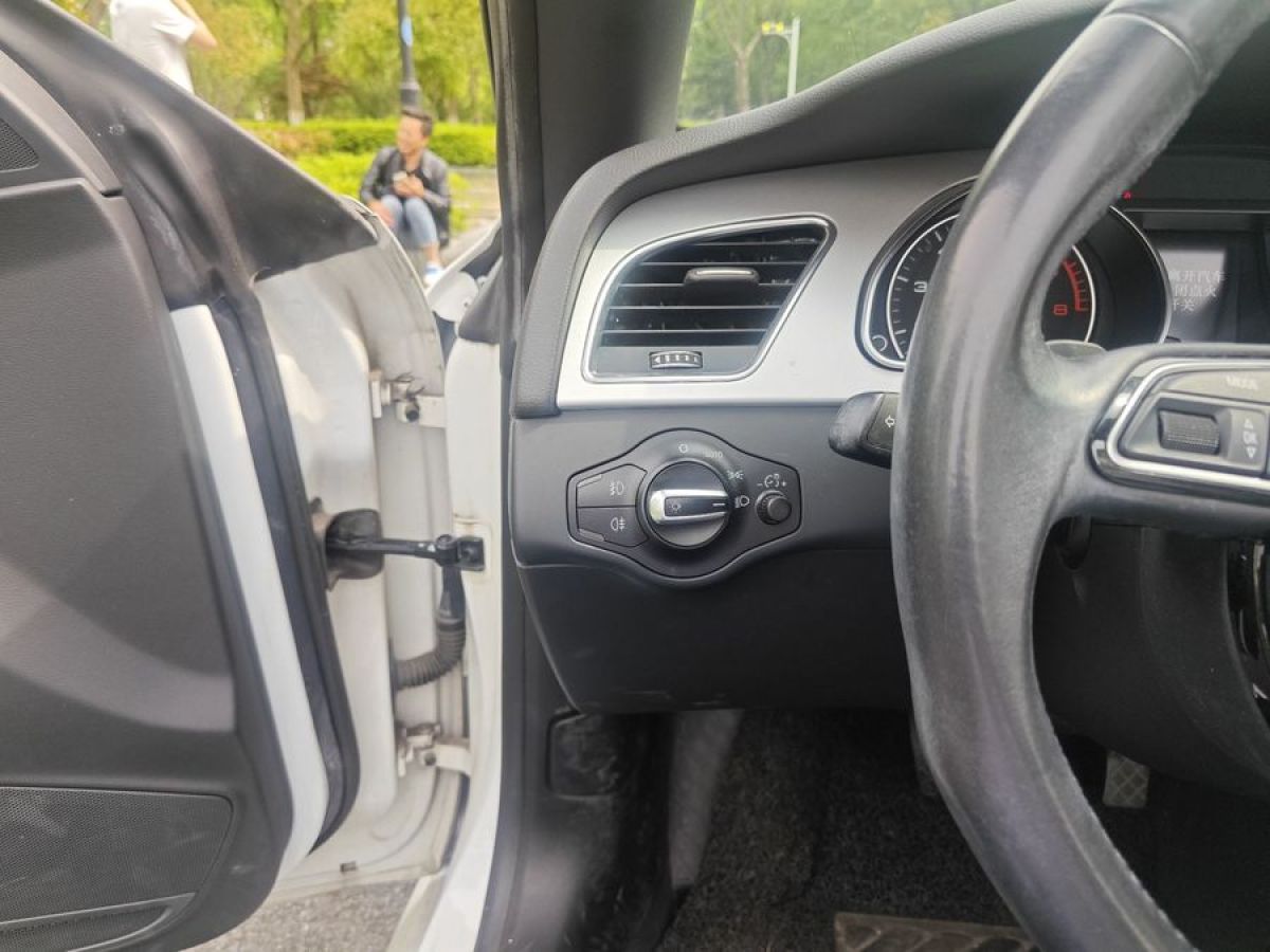 奥迪 奥迪A5  2016款 改款 Cabriolet 45 TFSI 进取型图片
