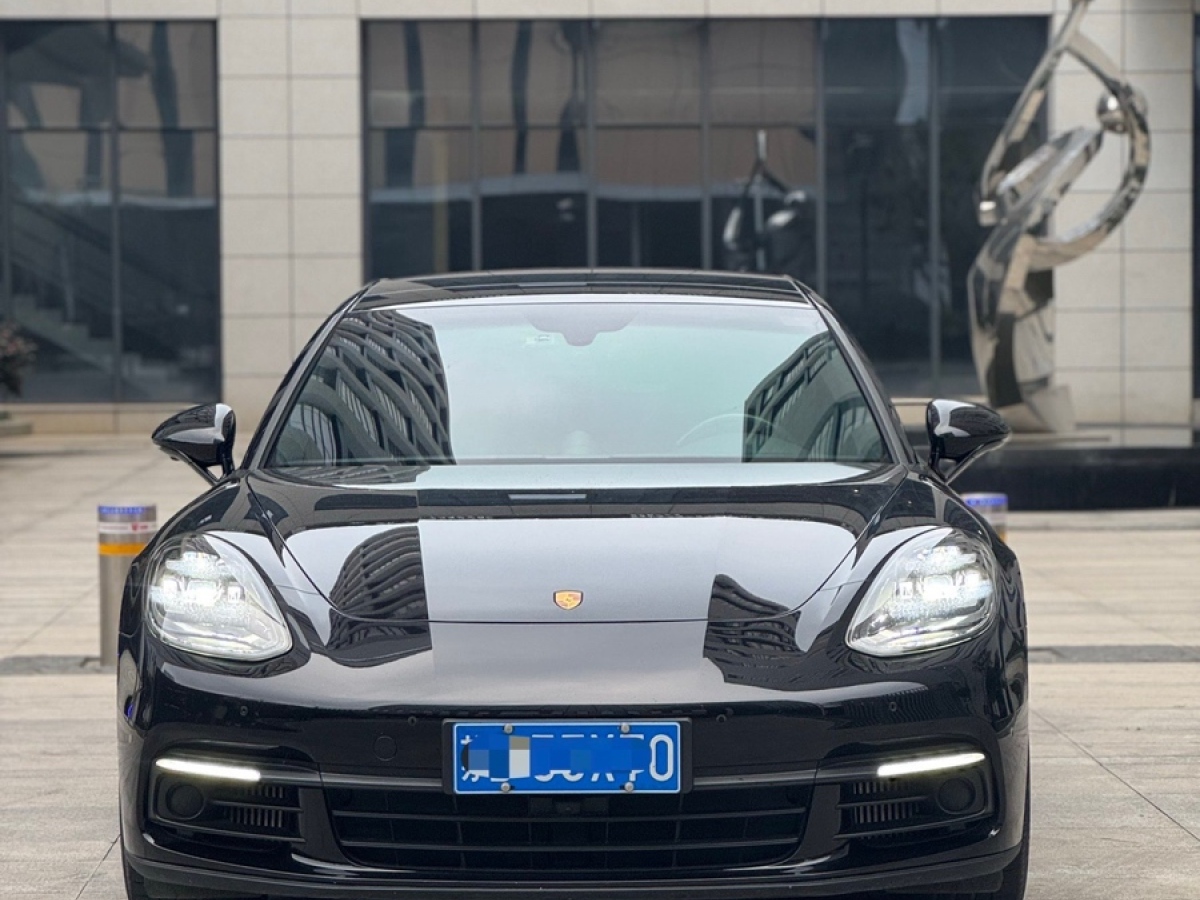 保時(shí)捷 Panamera新能源  2017款 Panamera 4 E-Hybrid 行政加長(zhǎng)版 2.9T圖片