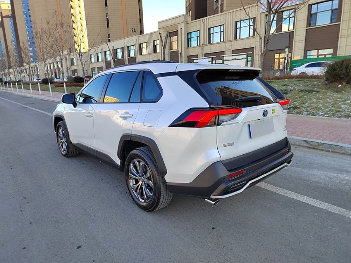 豐田 RAV4榮放  2023款 雙擎 2.5L E-CVT兩驅(qū)精英Plus版圖片