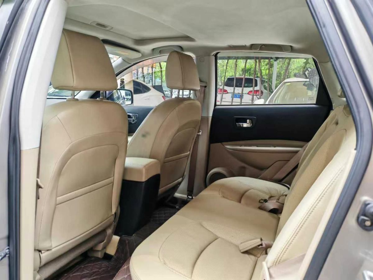 日產(chǎn) 逍客  2012款 2.0XL CVT火系圖片