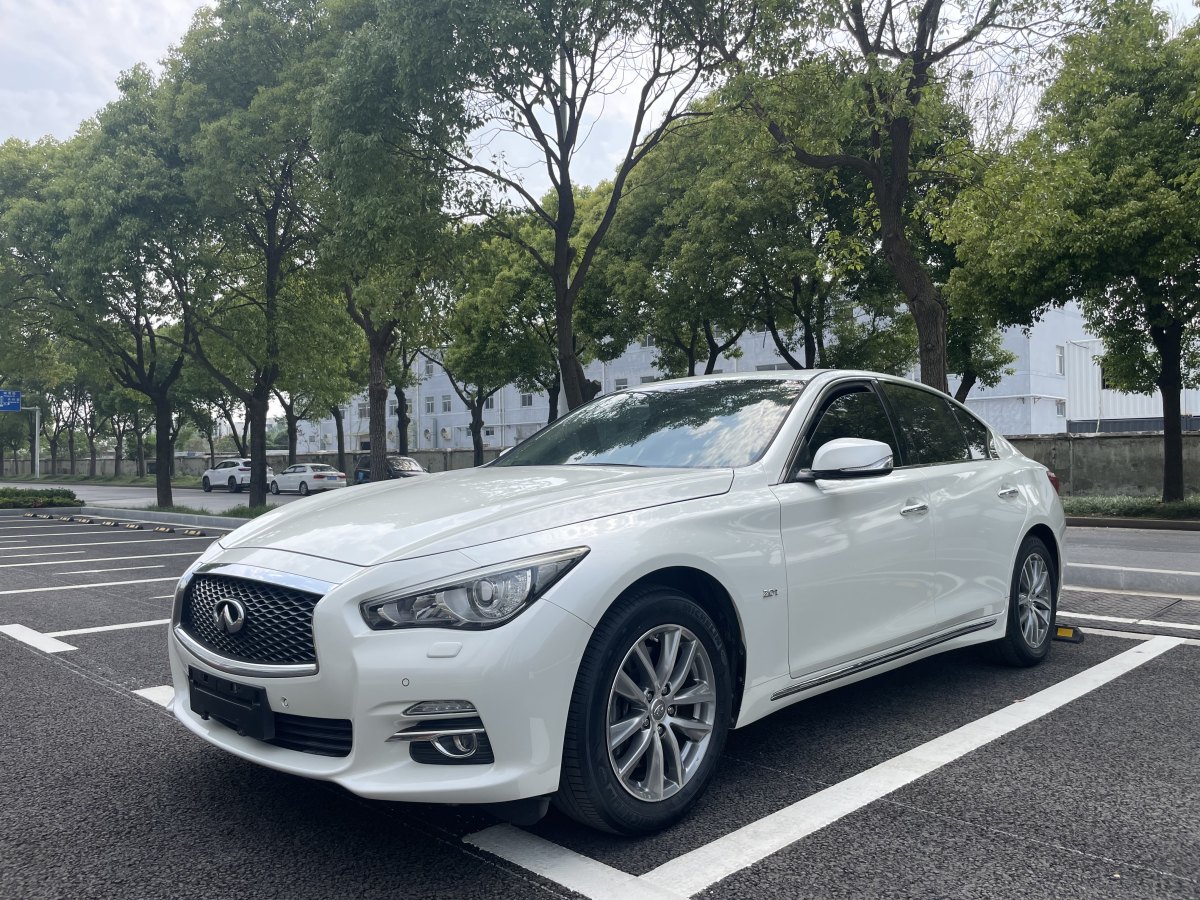 英菲尼迪 Q50L  2016款 2.0T 悅享版圖片