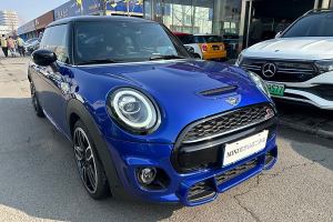 MINI MINI 2.0T COOPER S 賽車手