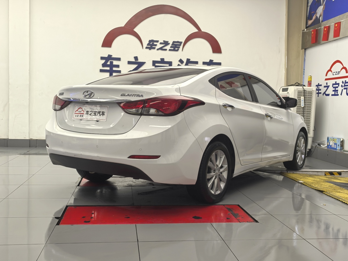 2016年7月現(xiàn)代 朗動  2016款 1.6L 自動尊貴型