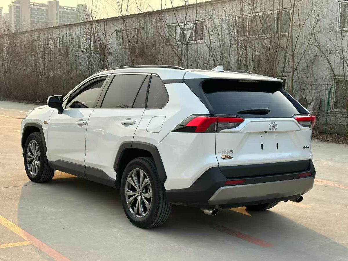 豐田 RAV4榮放  2013款 2.0L CVT兩驅(qū)都市版圖片