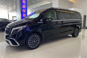 V级 奔驰 V 260 L 尊贵加长版 国VI