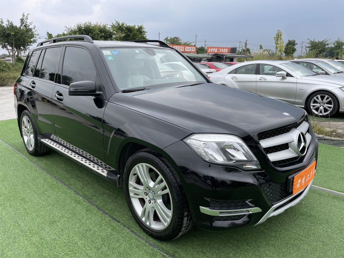 奔馳 奔馳GLK級(jí)  2013款 GLK 300 4MATIC 動(dòng)感天窗型圖片