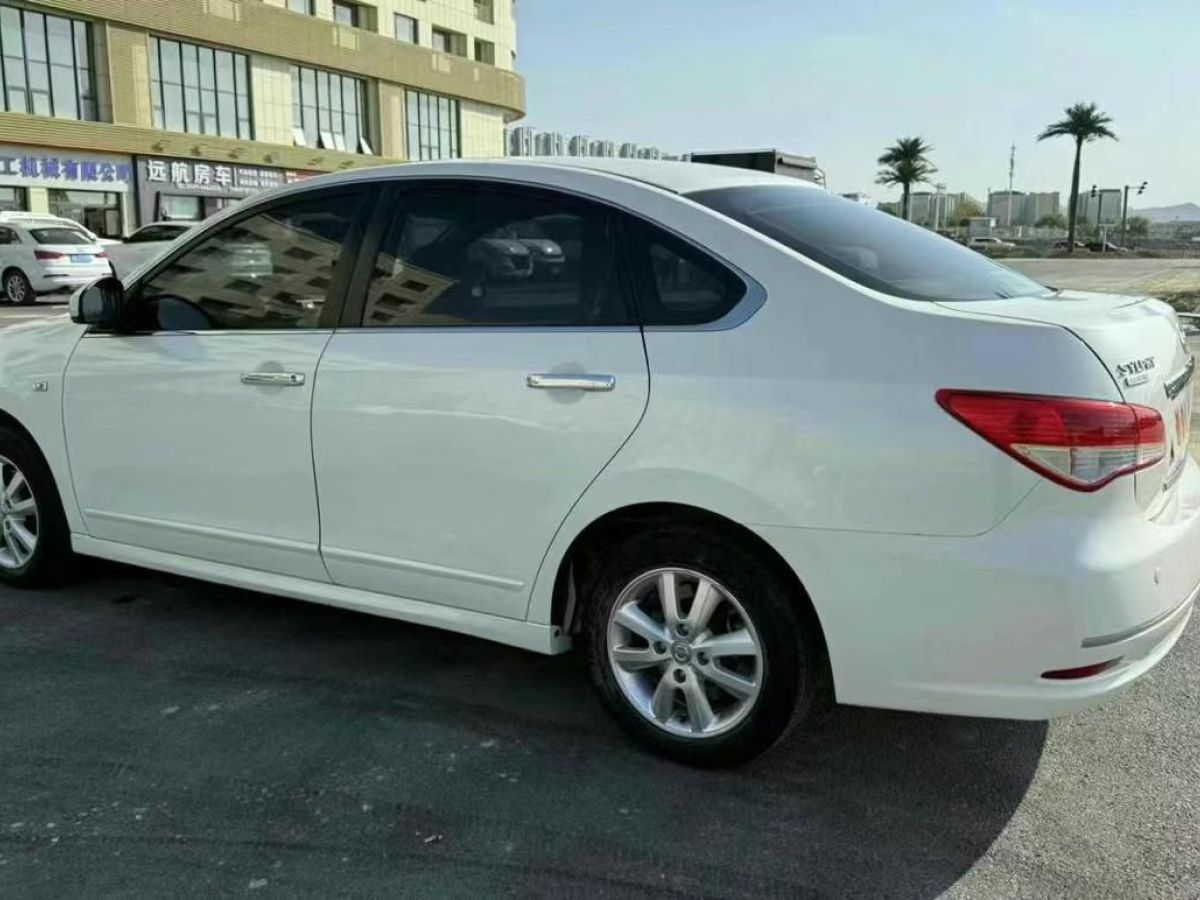 日產(chǎn) 軒逸  2018款 智尊版圖片