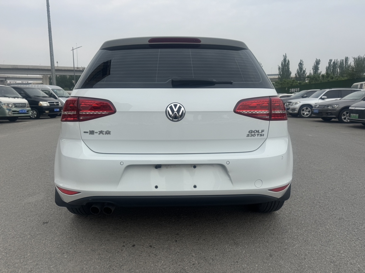 大眾 高爾夫  2016款 230TSI 自動(dòng)豪華型圖片