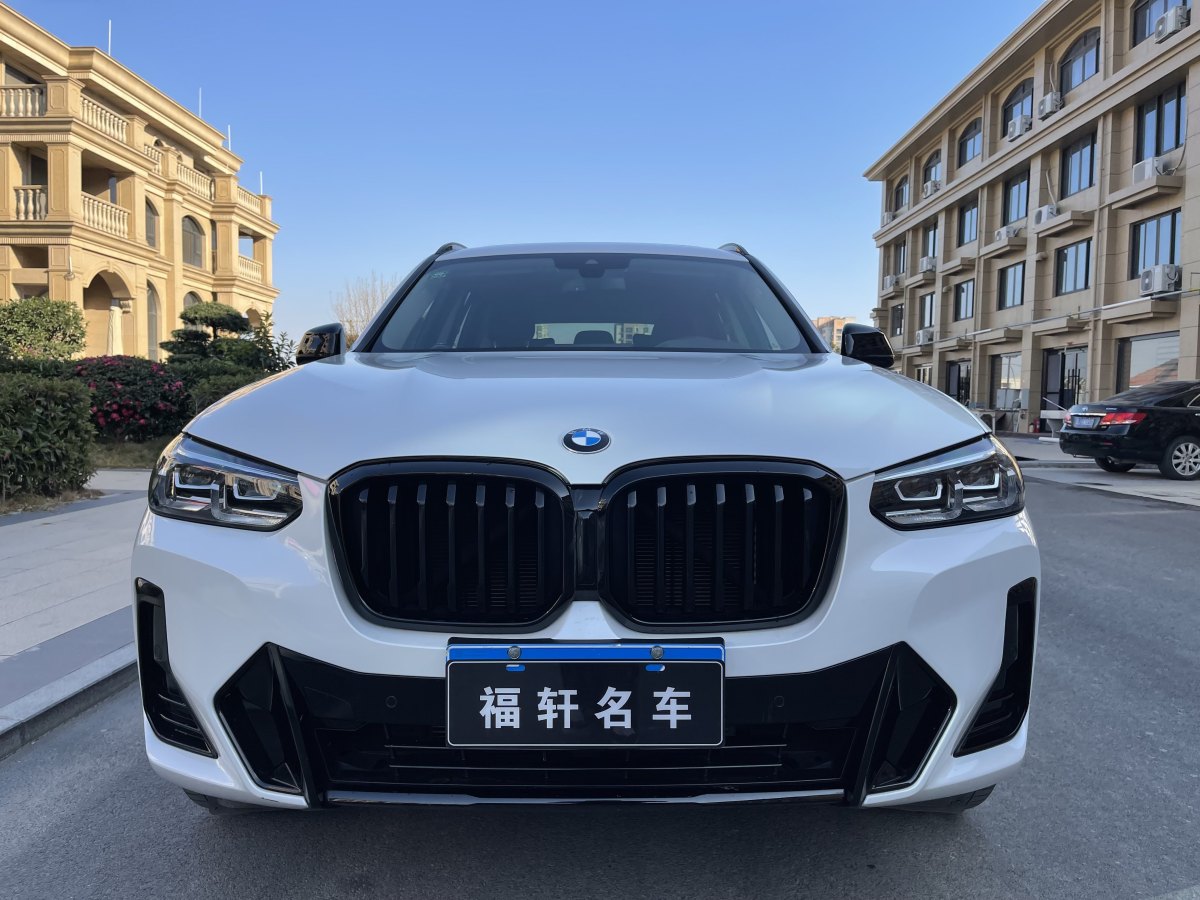 寶馬 寶馬X3  2022款 xDrive30i 領(lǐng)先型 M曜夜套裝圖片