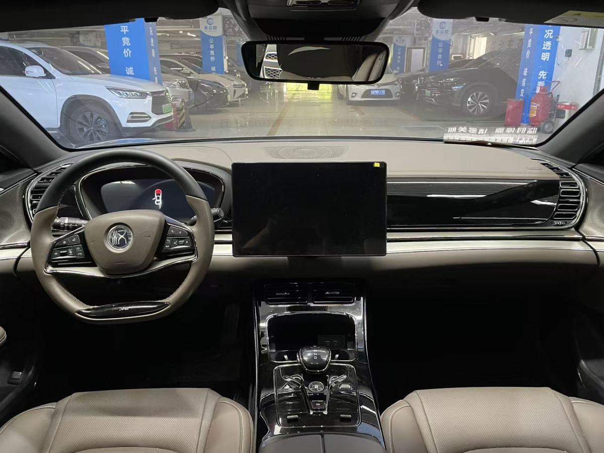 比亞迪 漢  2021款 EV 標(biāo)準(zhǔn)續(xù)航版豪華型圖片