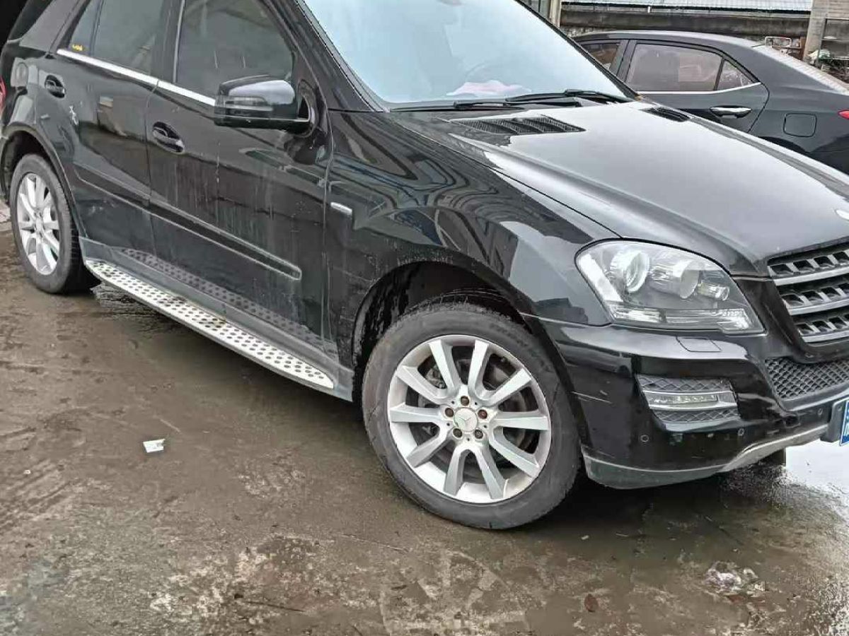 奔馳 奔馳M級(jí)AMG  2011款 AMG ML 63圖片