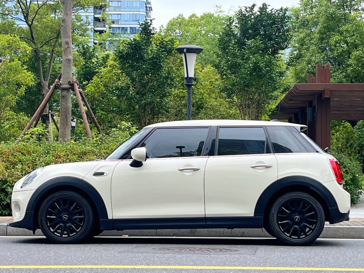 MINI MINI  2020款 1.5T ONE 五门版图片