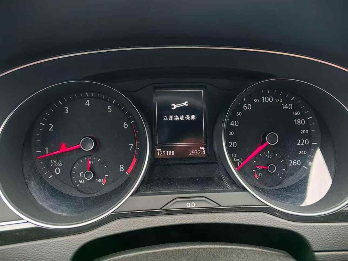大眾 邁騰  2017款 280TSI DSG 領(lǐng)先型圖片
