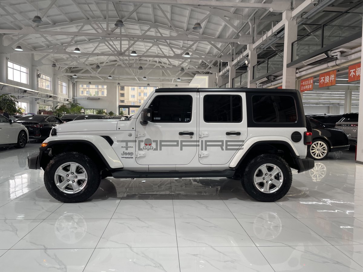 Jeep 牧馬人  2021款 2.0T Sahara 四門版圖片