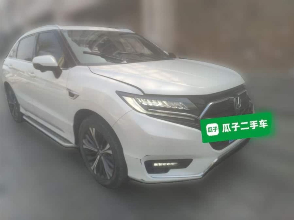 本田 UR-V  2024款 370TURBO 兩驅(qū)尊雅版圖片