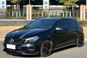 奔馳A級(jí)AMG 奔馳 AMG A 45 4MATIC 暗夜雷霆限量版