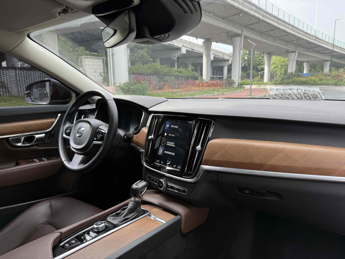 沃爾沃 S90  2020款 改款 T5 智逸豪華版圖片