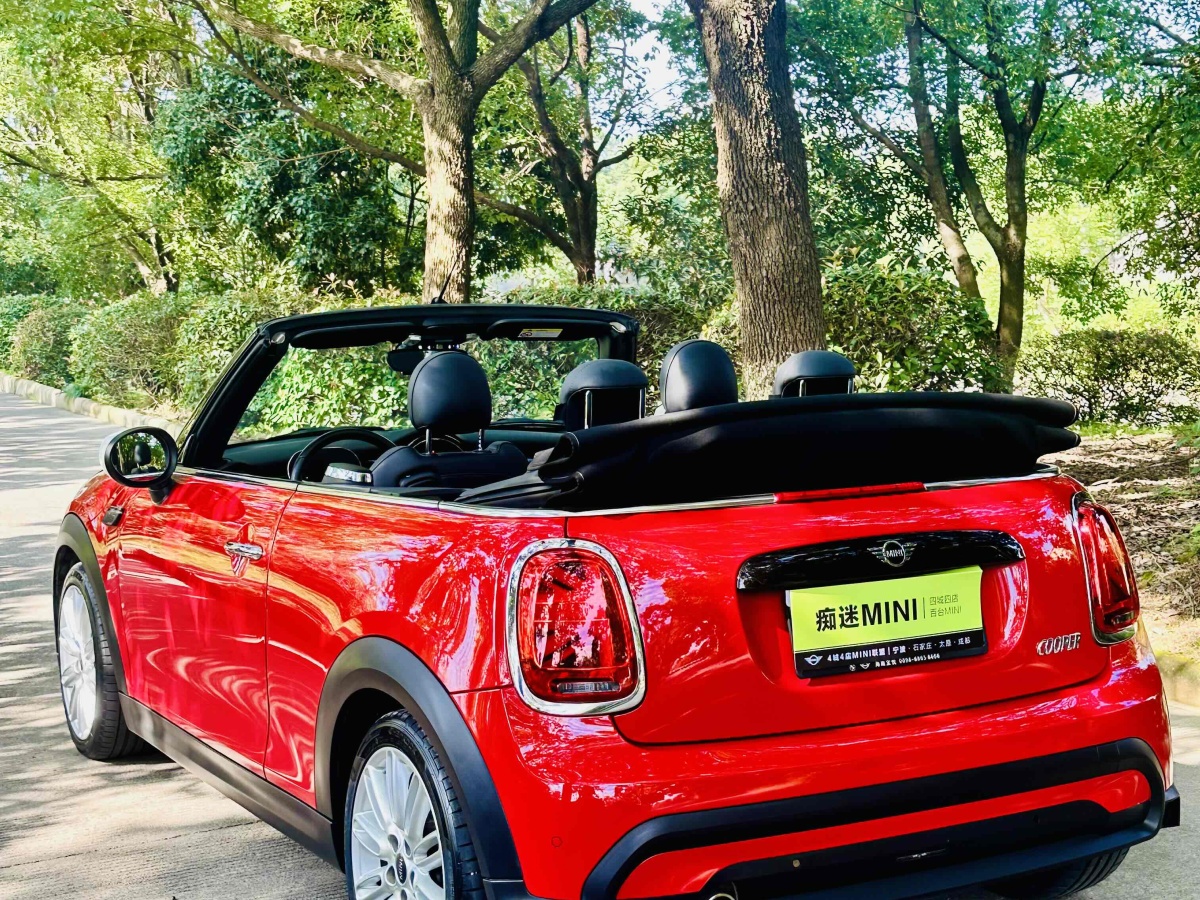 2022年4月MINI MINI  2022款 改款 1.5T COOPER CABRIO 經(jīng)典派