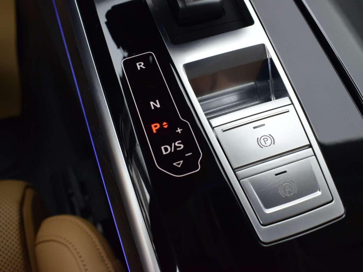 奧迪 奧迪A8  2021款 A8L 50 TFSI quattro 舒適型圖片
