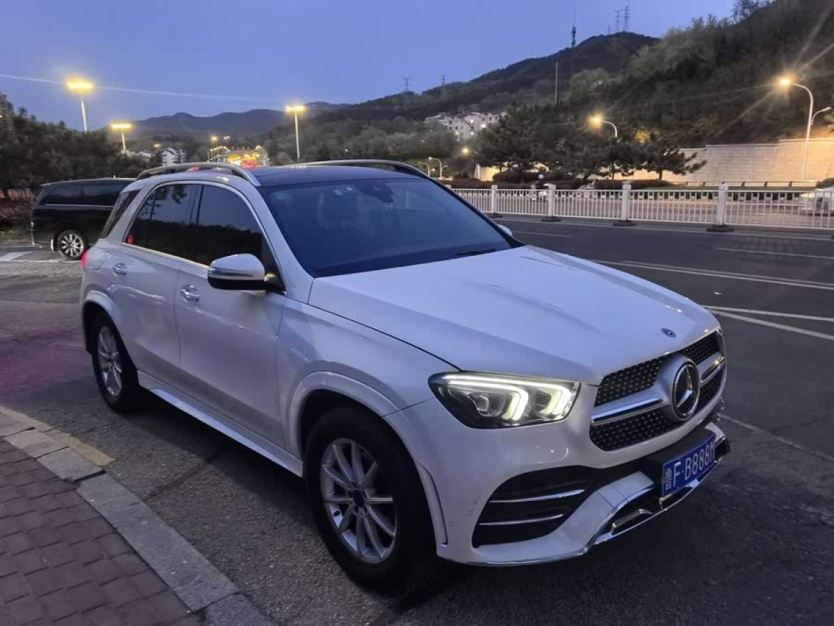 奔馳 奔馳GLE  2024款 改款 GLE 350 4MATIC 時尚型圖片