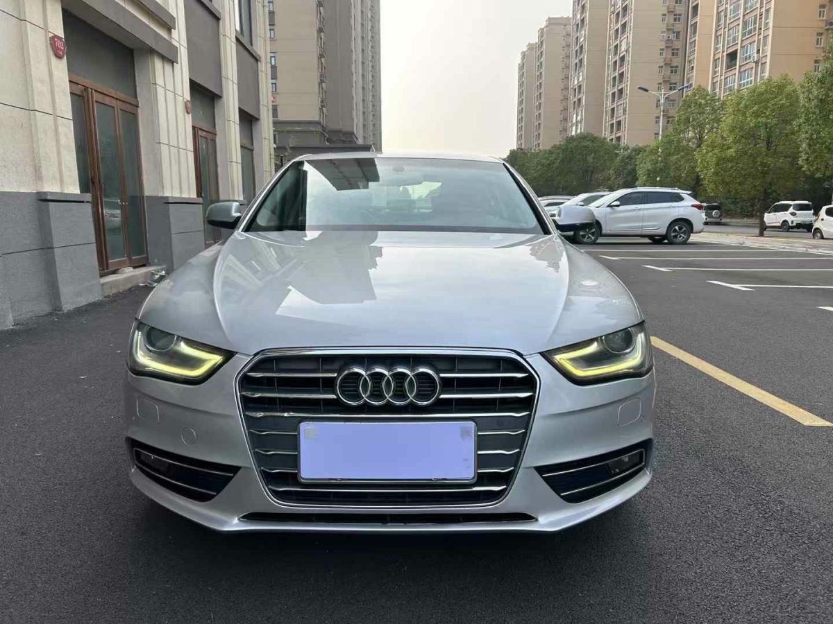 奧迪 奧迪A4L  2016款 A4L 30TFSI 手動舒適型圖片