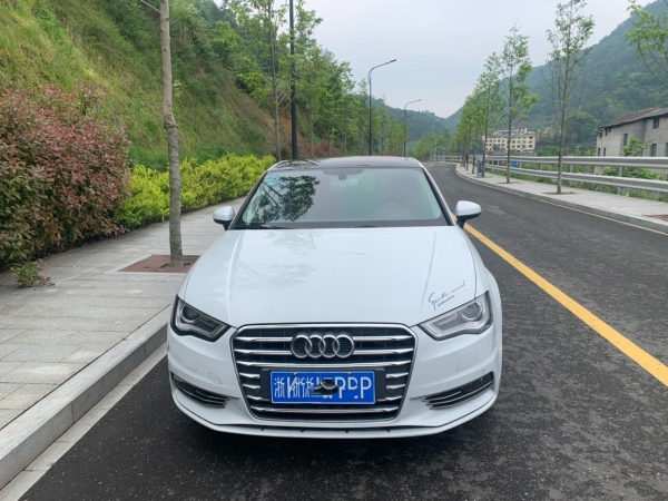 奥迪 奥迪A3  2016款 Limousine 35 TFSI 领英型