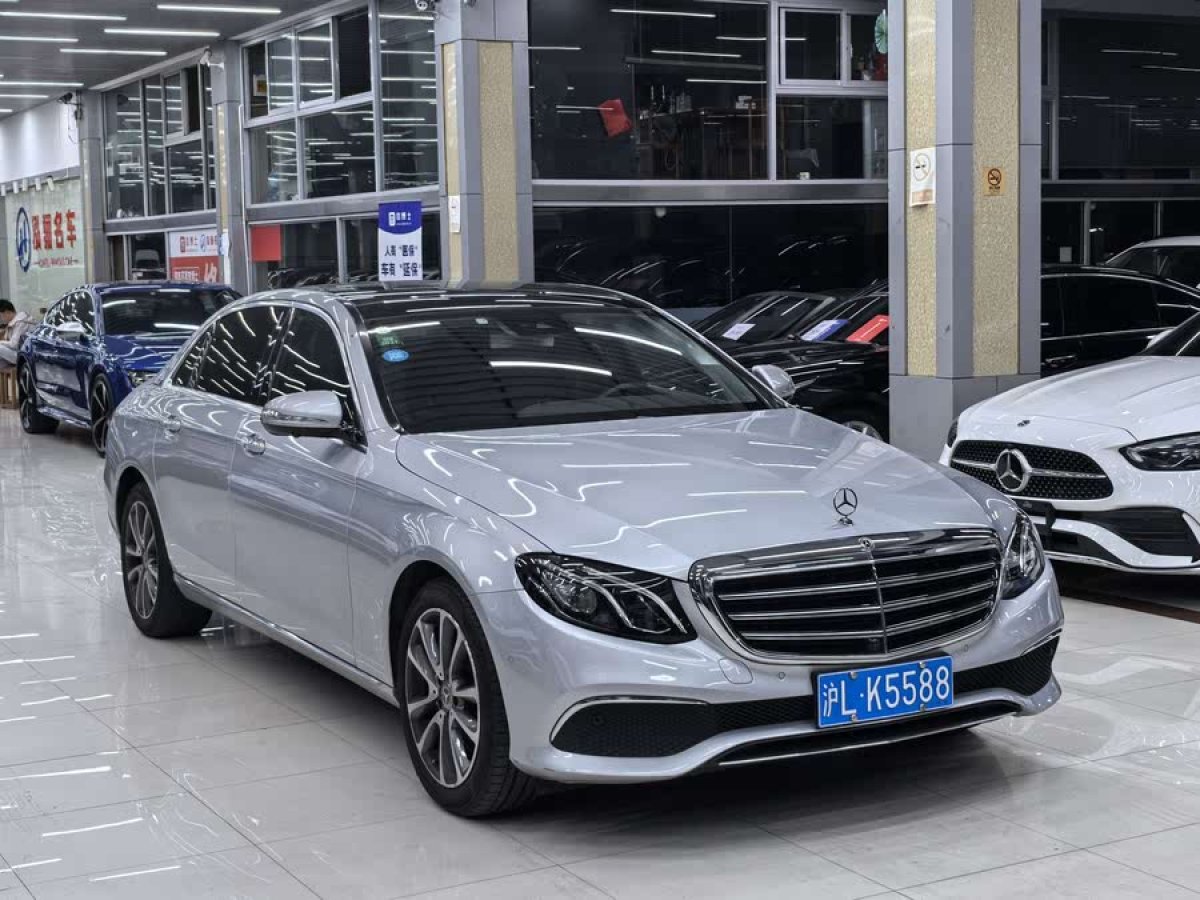 奔馳 奔馳E級  2019款 改款 E 300 L 豪華型圖片