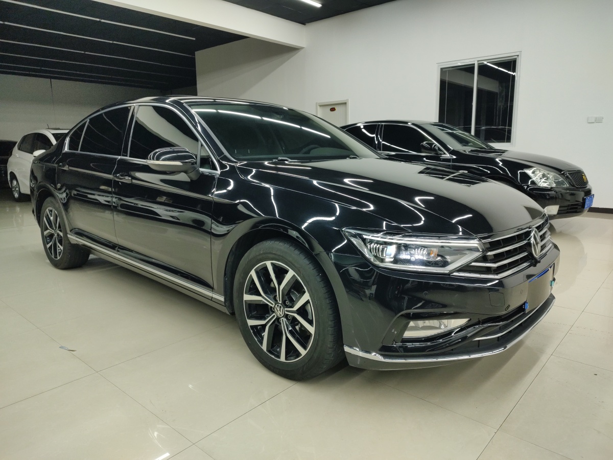 大眾 邁騰  2019款  330TSI DSG 領(lǐng)先型 國VI圖片