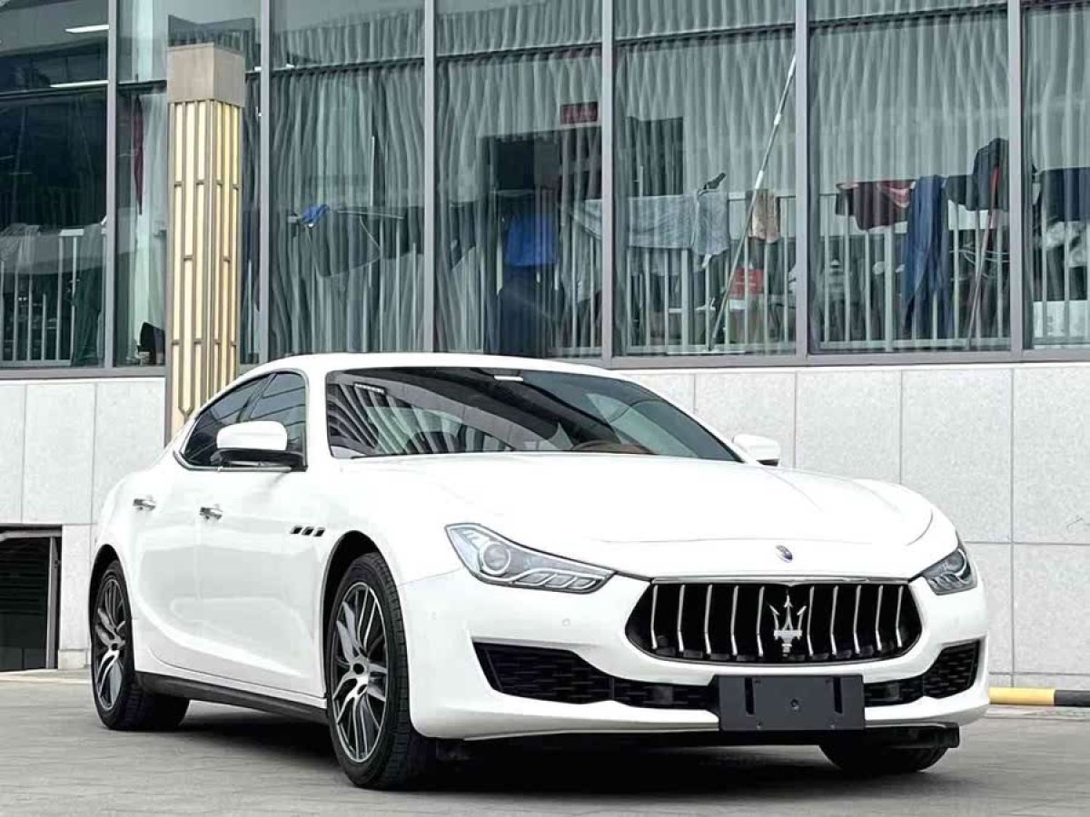 瑪莎拉蒂 Ghibli  2019款 3.0T 350Hp 標(biāo)準(zhǔn)版 國(guó)VI圖片