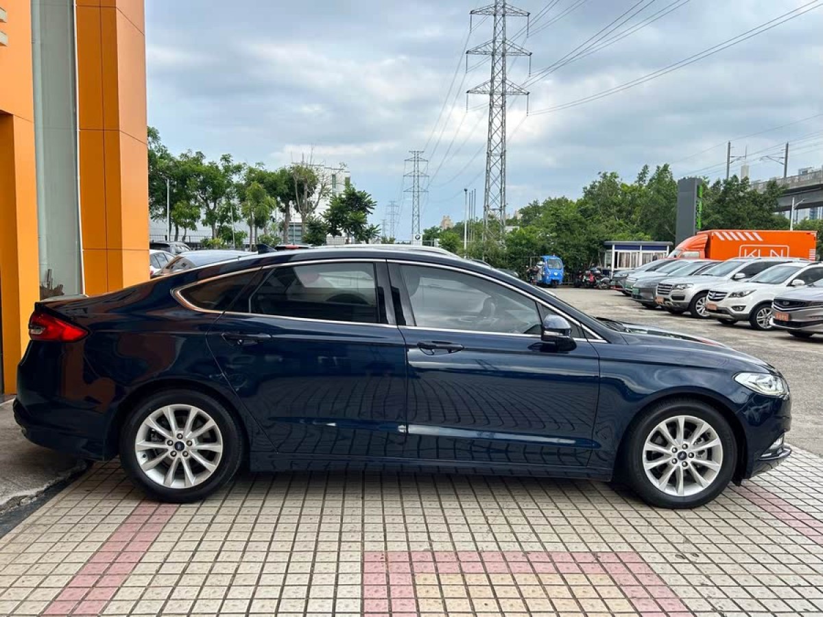 福特 蒙迪歐  2018款 EcoBoost 180 時(shí)尚型圖片