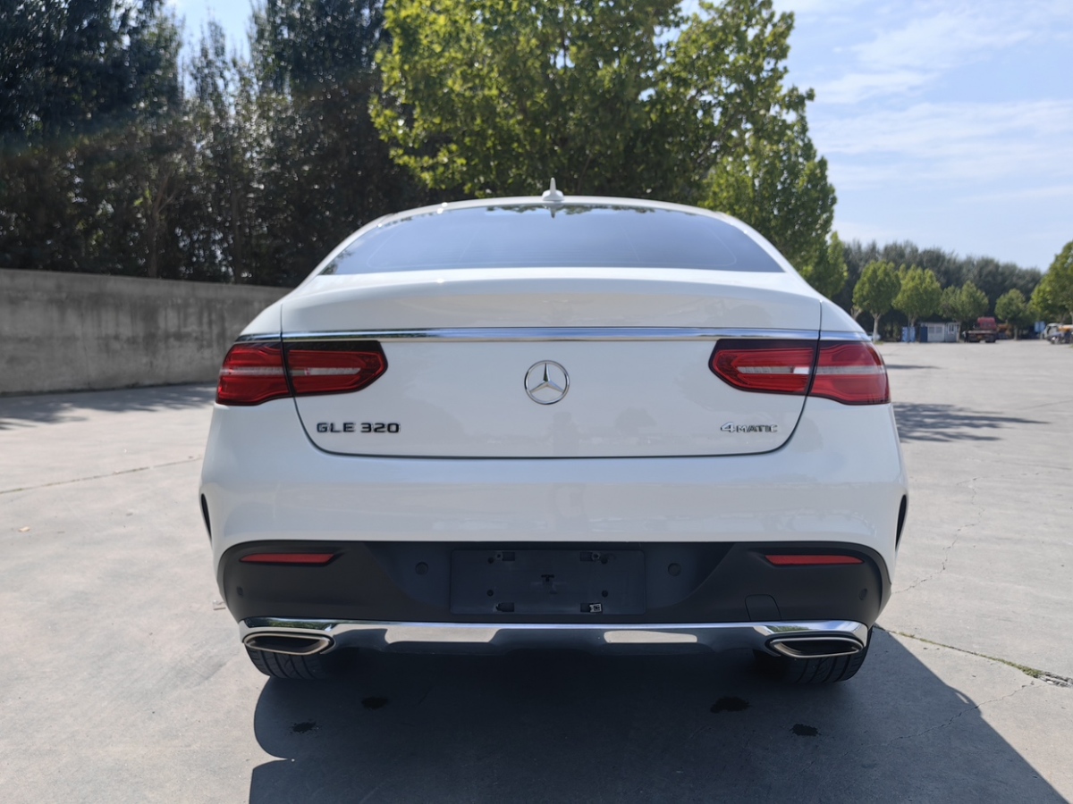 奔馳 奔馳GLE轎跑  2018款 GLE 320 4MATIC 轎跑SUV圖片