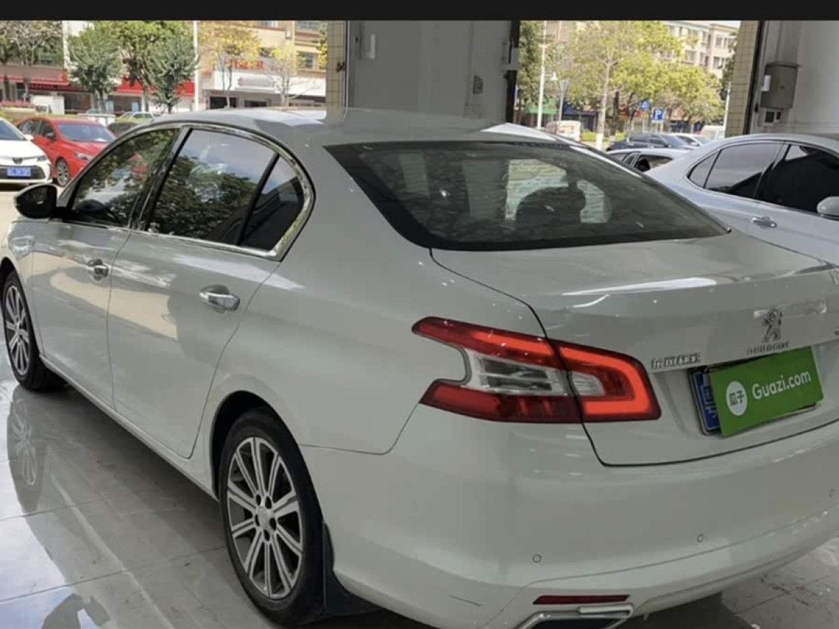 標(biāo)致 408  2015款 1.2T 自動豪華版圖片