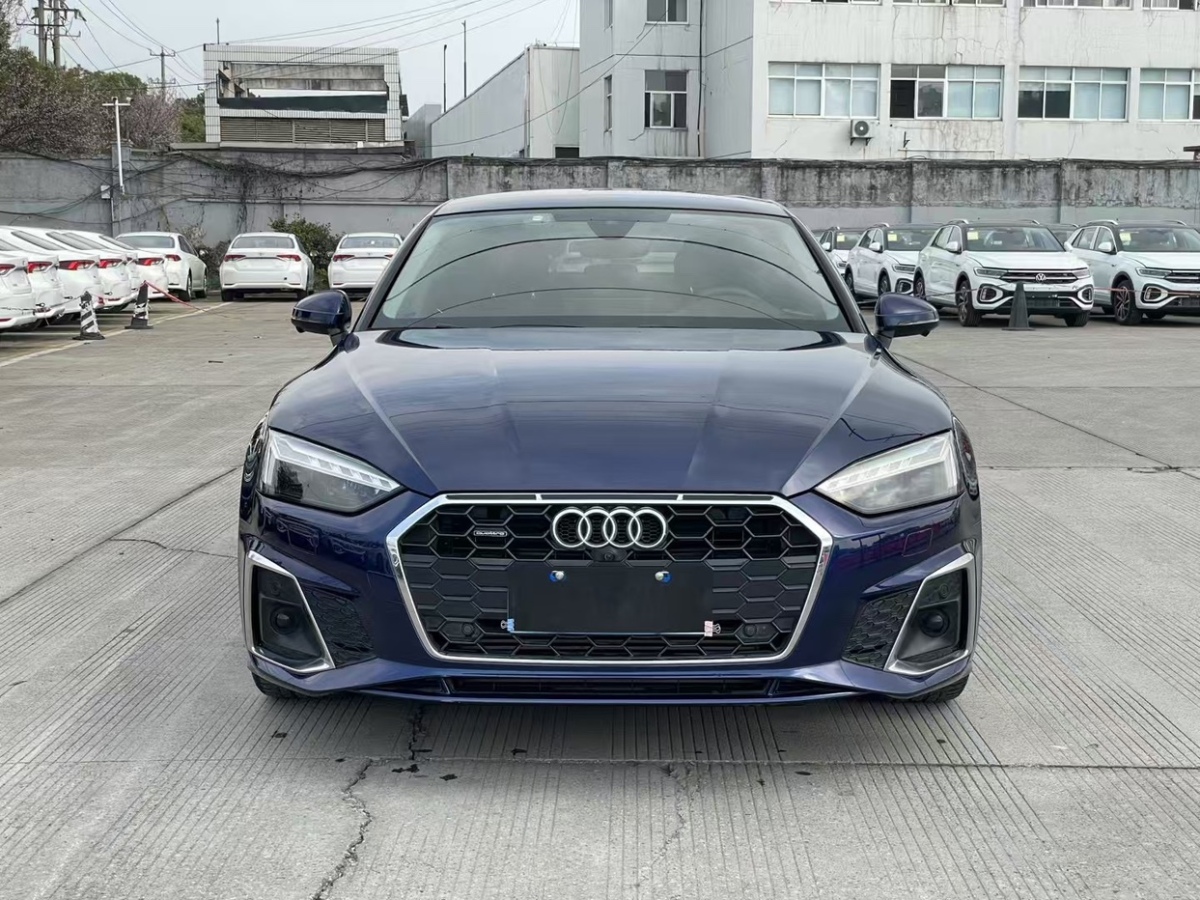 奧迪 奧迪A5  2021款 Sportback 40 TFSI quattro 豪華動(dòng)感型圖片