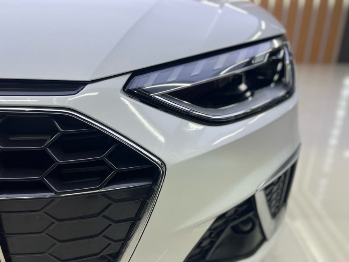 奧迪 奧迪A4L  2022款 40 TFSI 豪華動(dòng)感型圖片