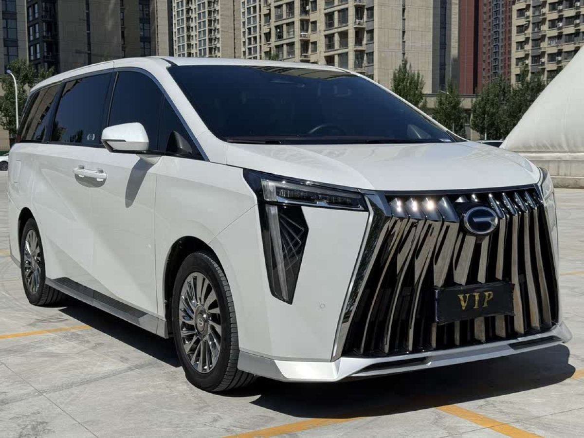 廣汽傳祺 M8  2023款 宗師系列 雙擎 御尊圖片