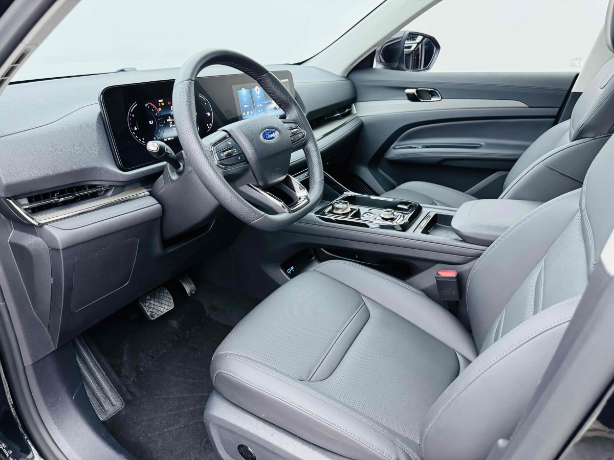 福特 領(lǐng)睿  2023款 EcoBoost 170 精領(lǐng)型圖片