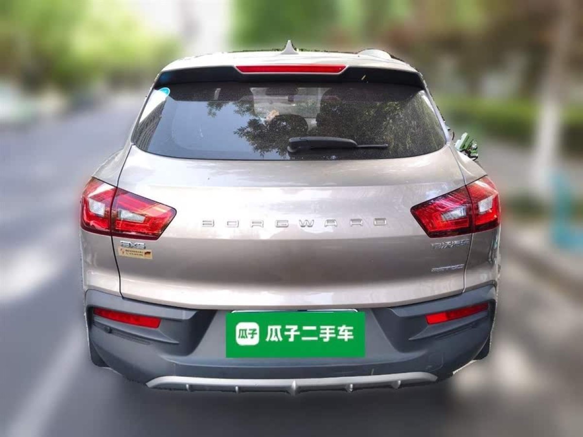 寶沃 BX5  2017款 25TGDI 自動兩驅(qū)風(fēng)尚Plus型圖片