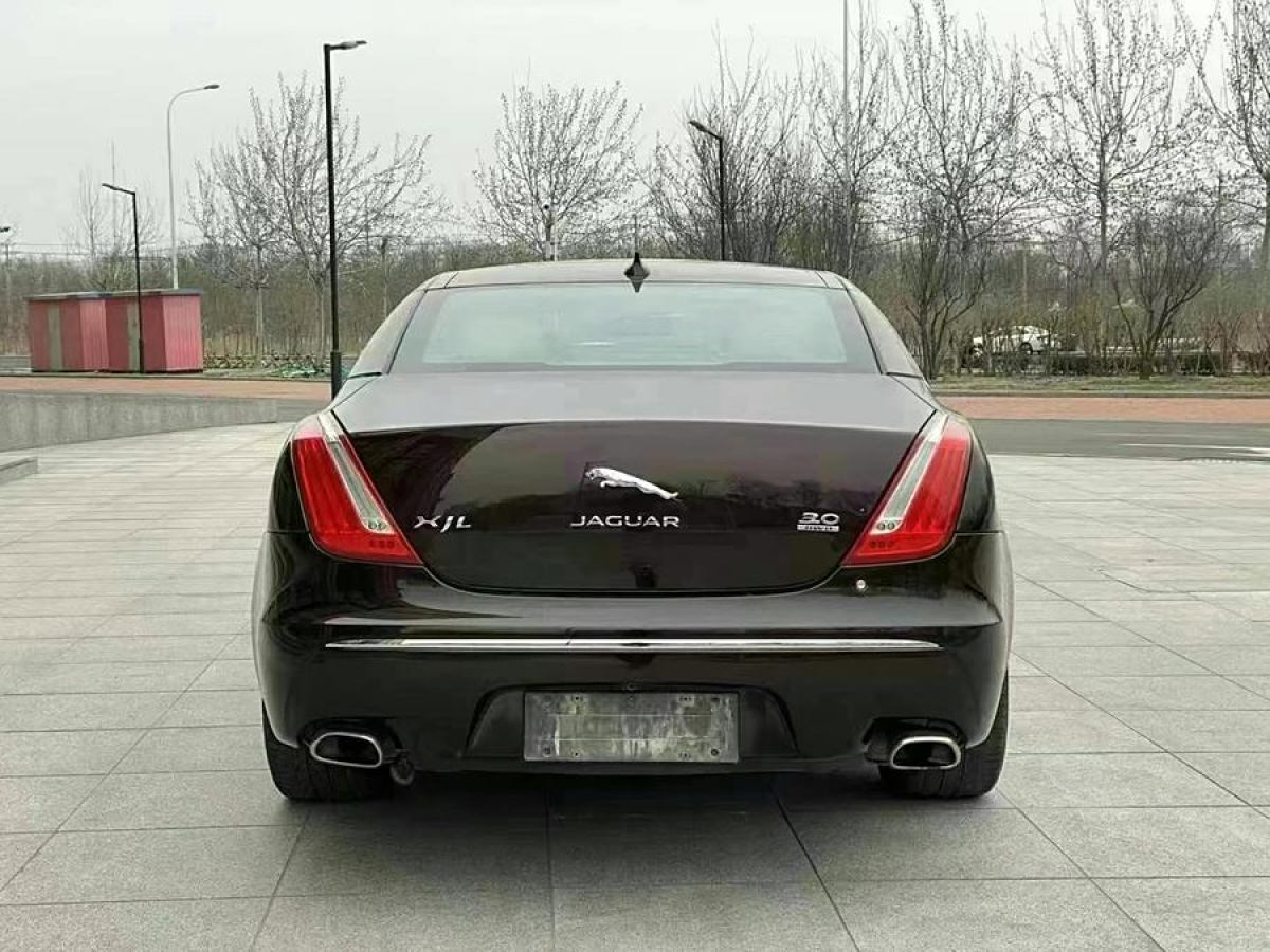 捷豹 XJ  2014款 XJL 3.0 SC 四驅(qū)尊享商務版圖片