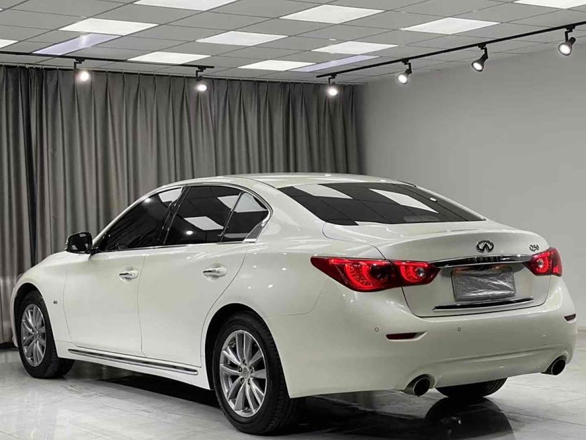 2015年7月英菲尼迪 Q50L  2015款 2.0T 悅享版