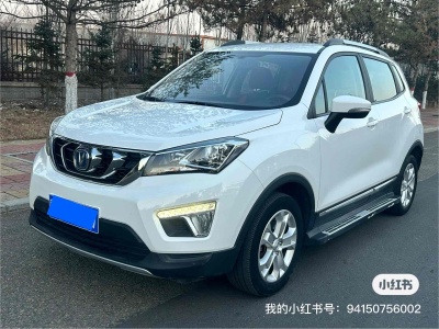 2017年4月 長(zhǎng)安 CS15 1.5L DCT時(shí)尚版圖片