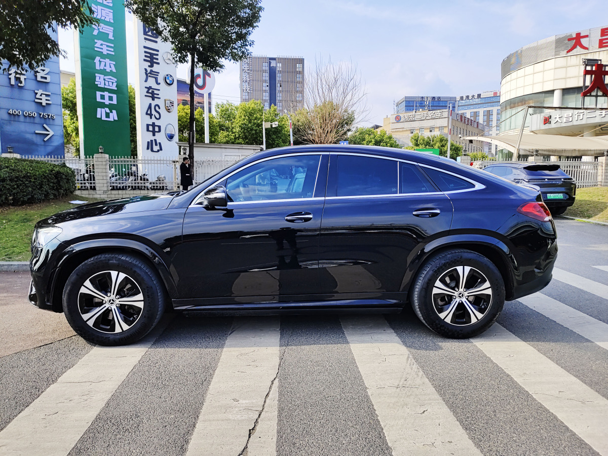 奔馳 奔馳GLE轎跑  2020款 GLE 350 4MATIC 轎跑SUV 時(shí)尚型圖片