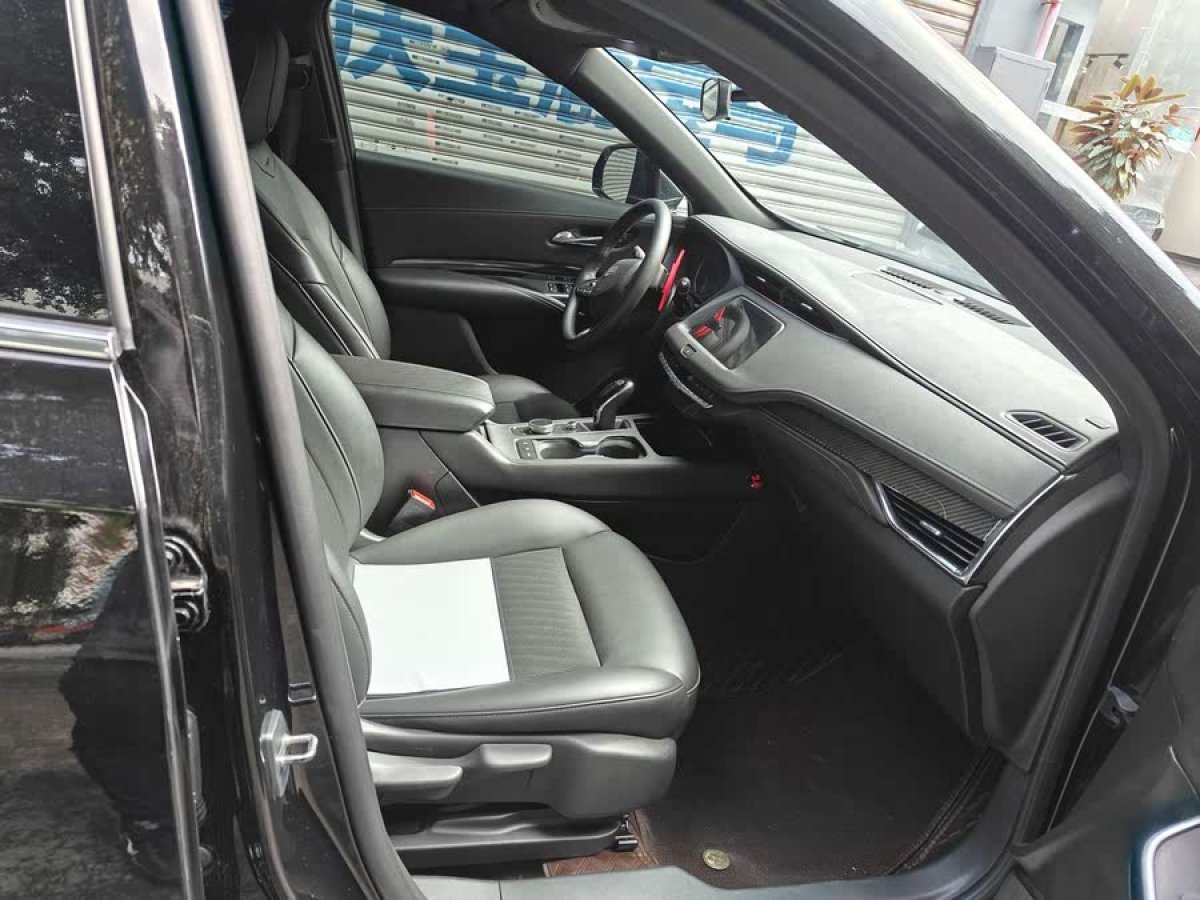 凱迪拉克 XT4  2021款 28T 兩驅(qū)技術(shù)型圖片