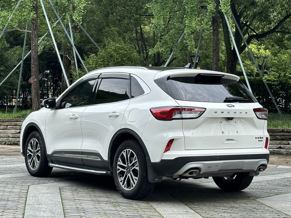 福特 銳際  2024款 EcoBoost 245 兩驅(qū)耀享款圖片