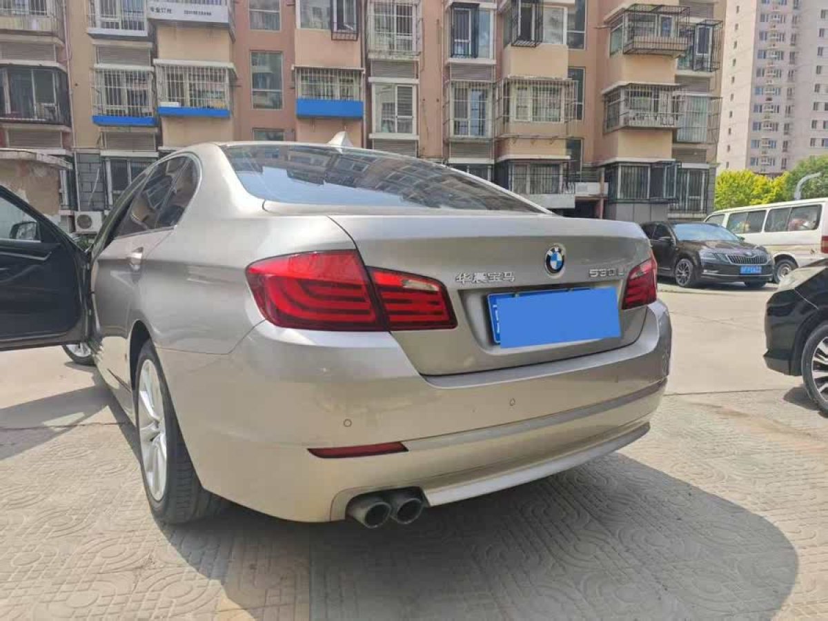 寶馬 寶馬5系  2013款 530Li 領(lǐng)先型圖片