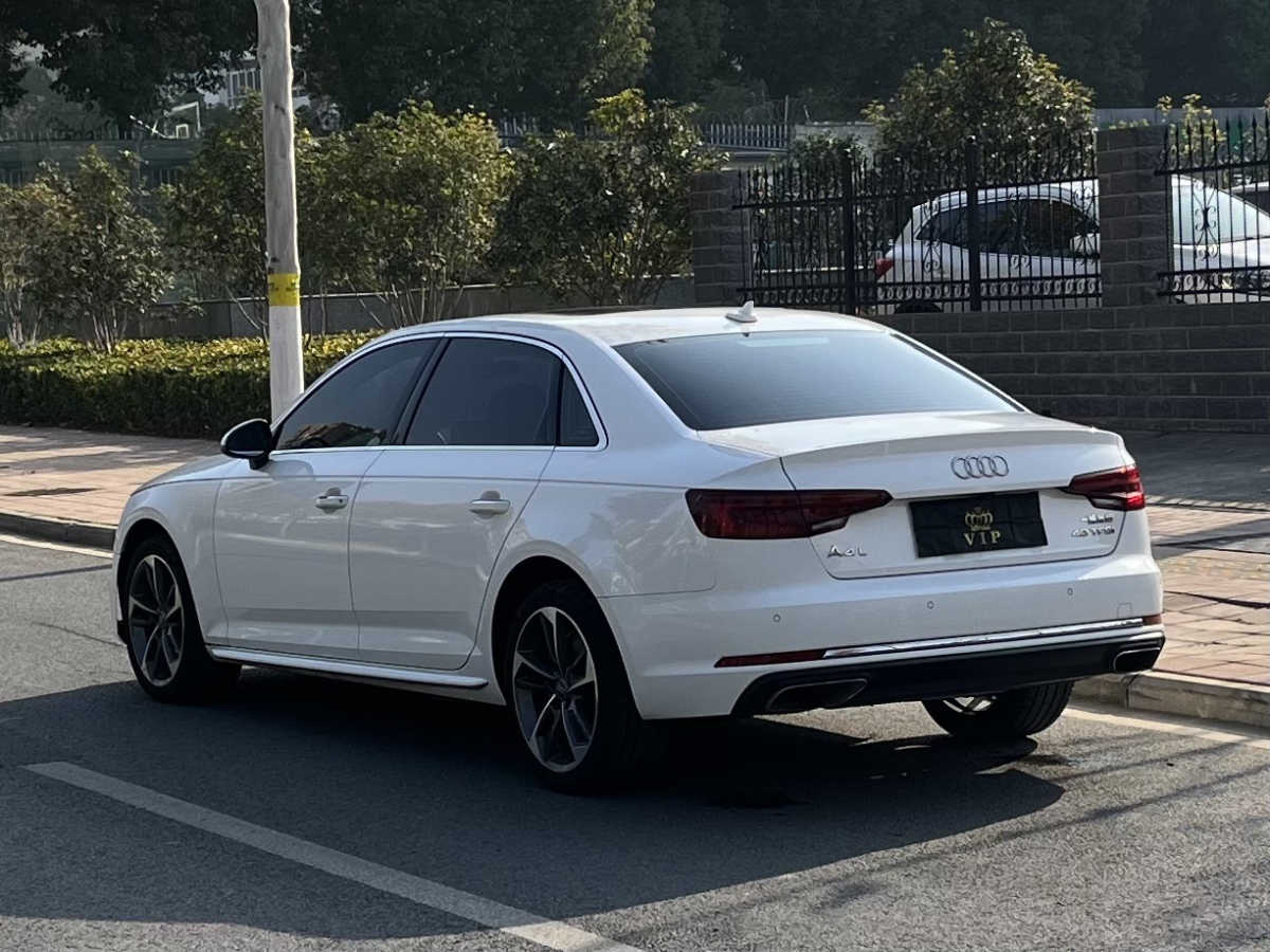 奧迪 奧迪A4L  2019款 40 TFSI 進取型 國V圖片