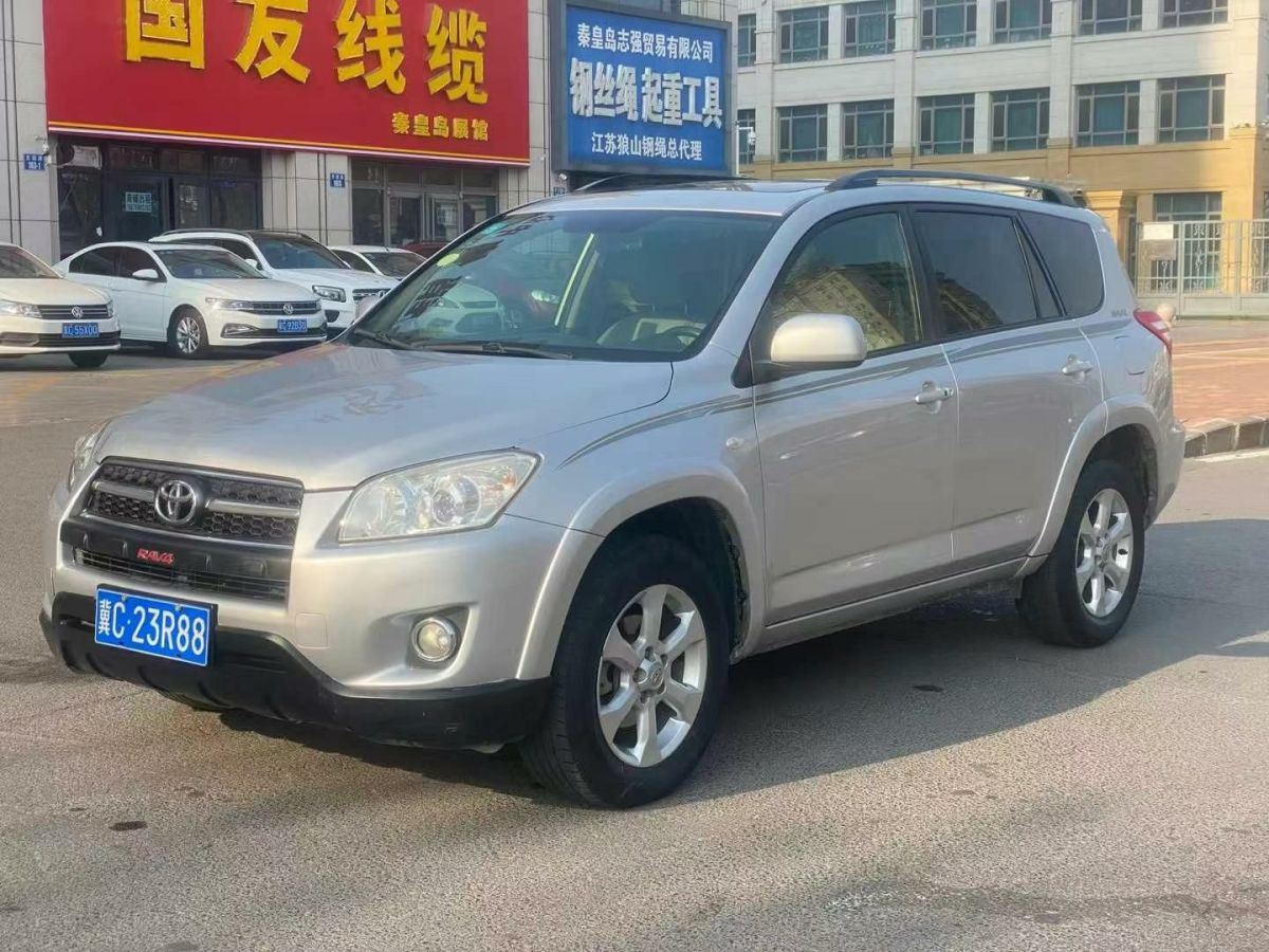 豐田 RAV4  2011款 2.4 至臻導(dǎo)航版圖片