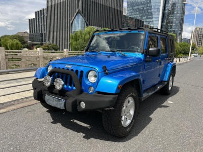 2014年10月 Jeep 牧馬人(進(jìn)口) 3.0L Sahara 四門版圖片